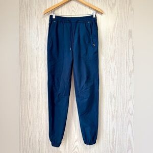 Lululemon License to Train Joggers Size XS LNC